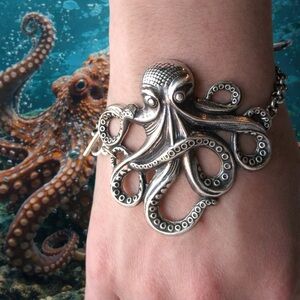 Intricate Silver Nautical Octopus Bracelet